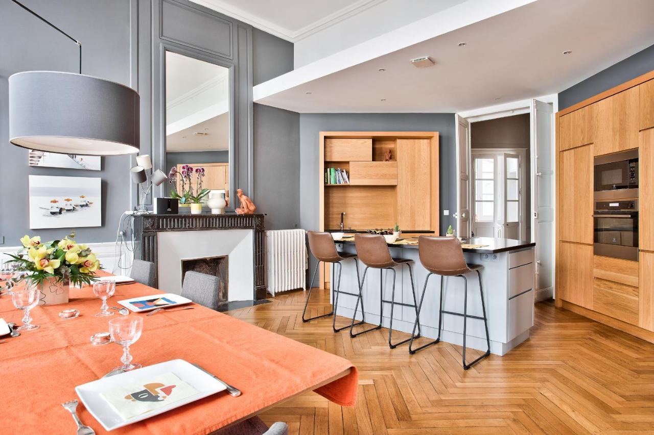 En Plein Centre Ville Appartement D'Exception Nantes Luaran gambar
